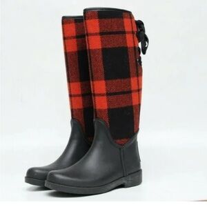 Coach Tristee Red Black Buffalo Plaid Tartan Womens 7.5B Lace Up Rubber Boots.